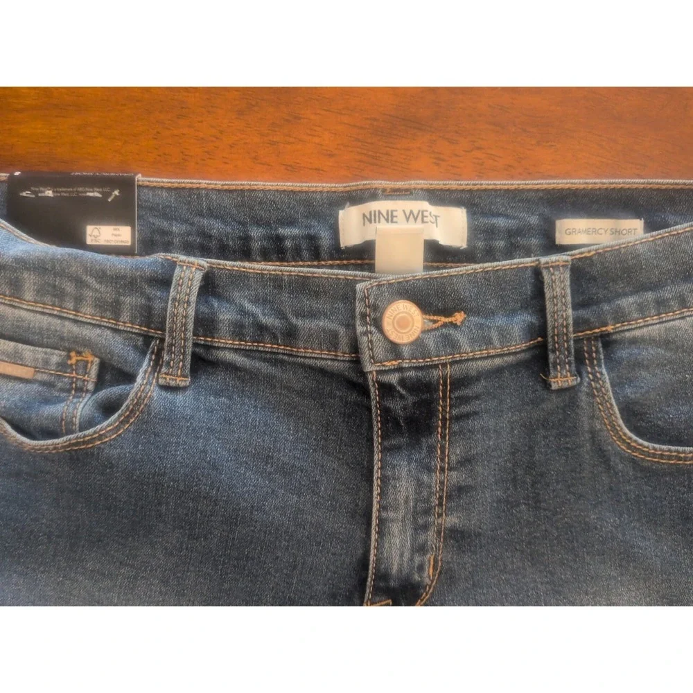 Womens Gramercy Stone Wash Denim Stretch Jean Shorts Nine West Size 8 /29 NEW